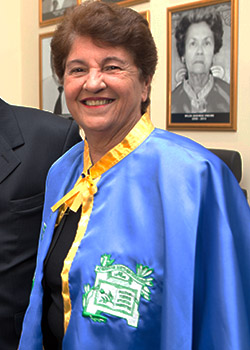 elizabeth madureira siqueira
